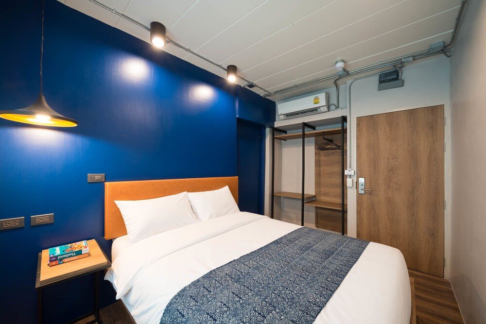 Natee Hostel Room Type - Private Double Room with Shared Bathroom