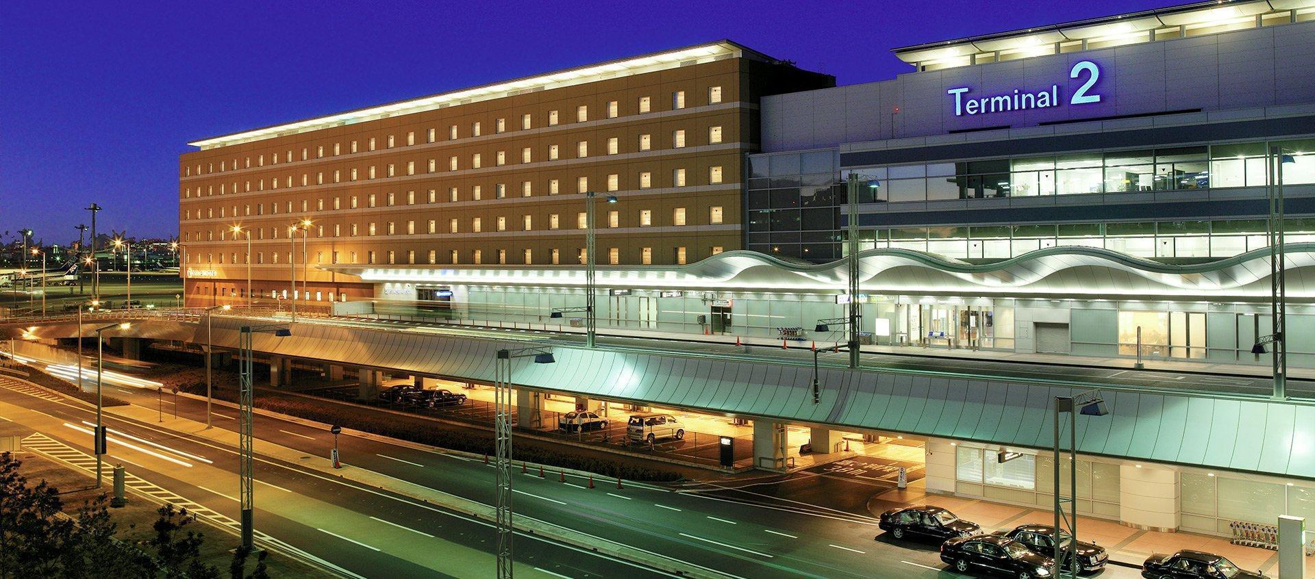 Haneda Excel Hotel Tokyu - Haneda Airport Terminal 2 - Tap to explore photos