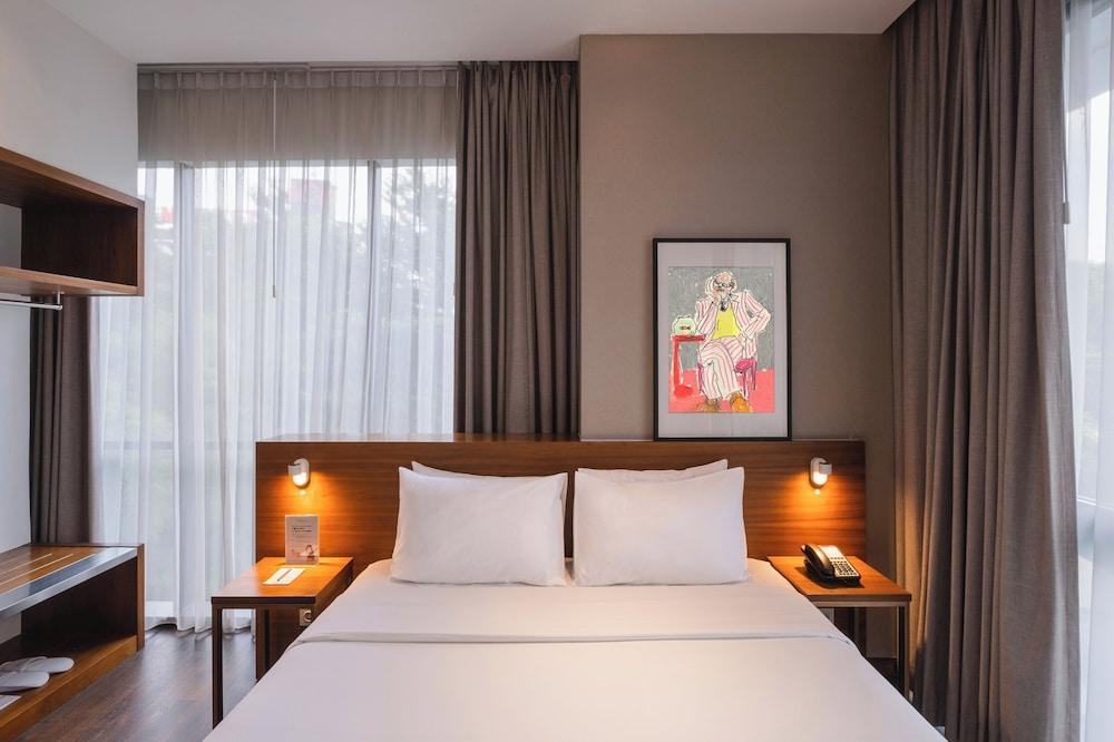 Veranda Serviced Residence Puri Room Type - Superior Room, 1 Queen Bed