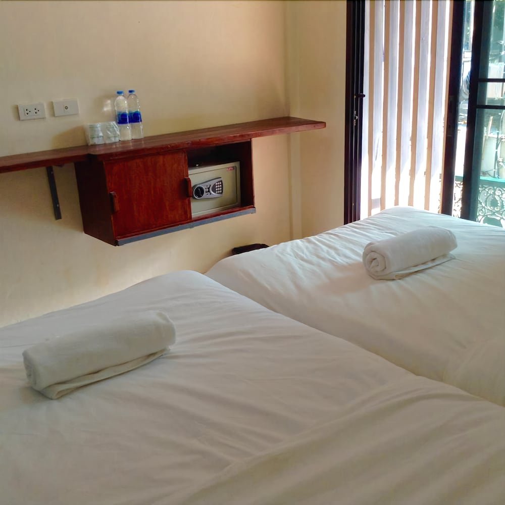 BC guesthouse Si Phraya