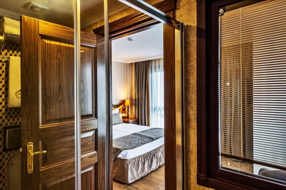 The Central Hotel Room Type - Economy Double Room The Central Hotel Room Type - Economy Double Room