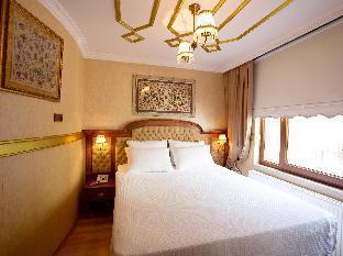 Aruna Boutique Hotel Room Type - Triple Room Aruna Boutique Hotel Room Type - Triple Room