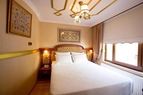 Aruna Boutique Hotel Room Type - Triple Room