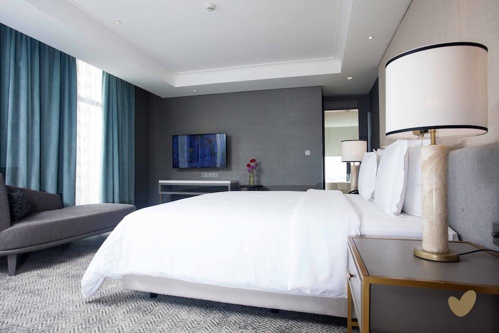 Goodrich Suites, Jakarta Room Type - Royal Suite