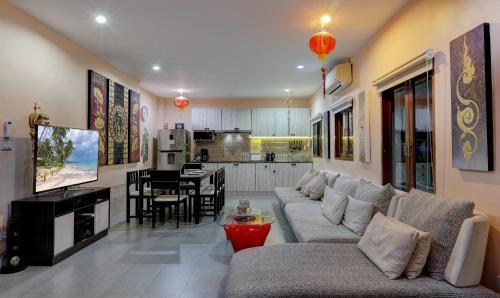Chaweng Noi Villa - Tap to explore photos