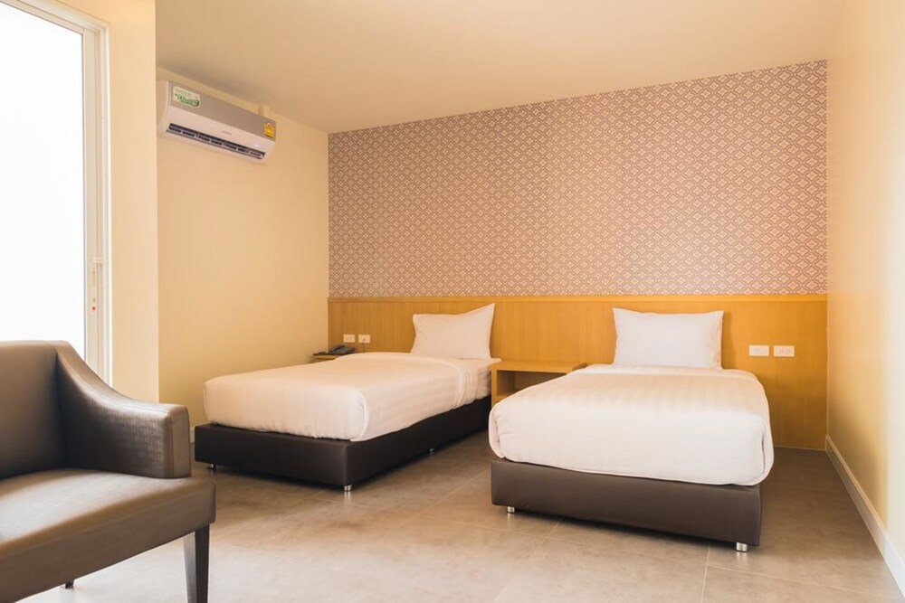 Innara Hotel - Tap to explore photos