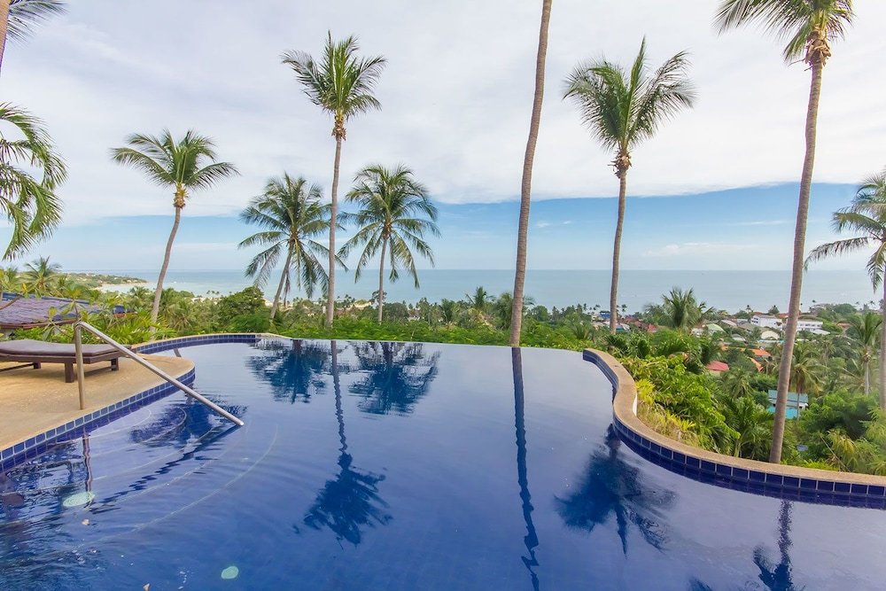 Seaview Paradise Mountain Holiday Villas - Tap to explore photos