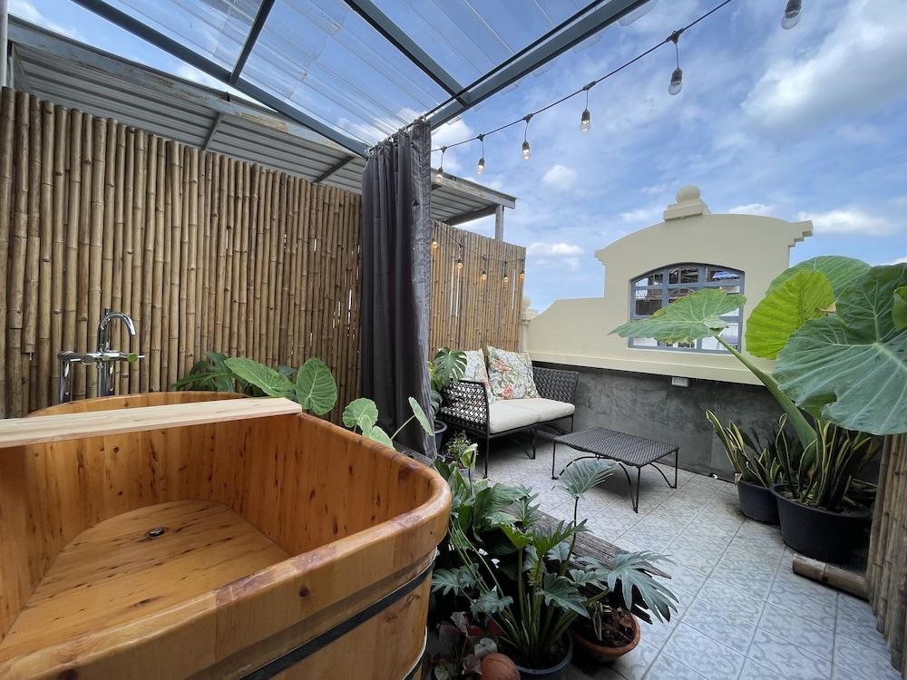 Central Old Town Cottage Room Type - Suite with terrace