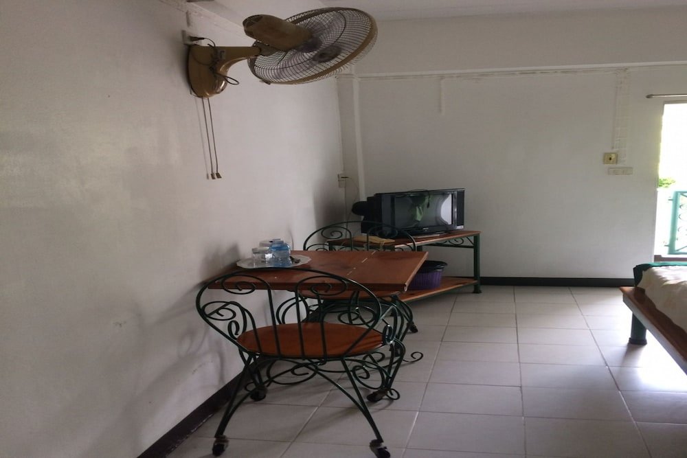 Baan Khun Mae Apartment - Tap to explore photos