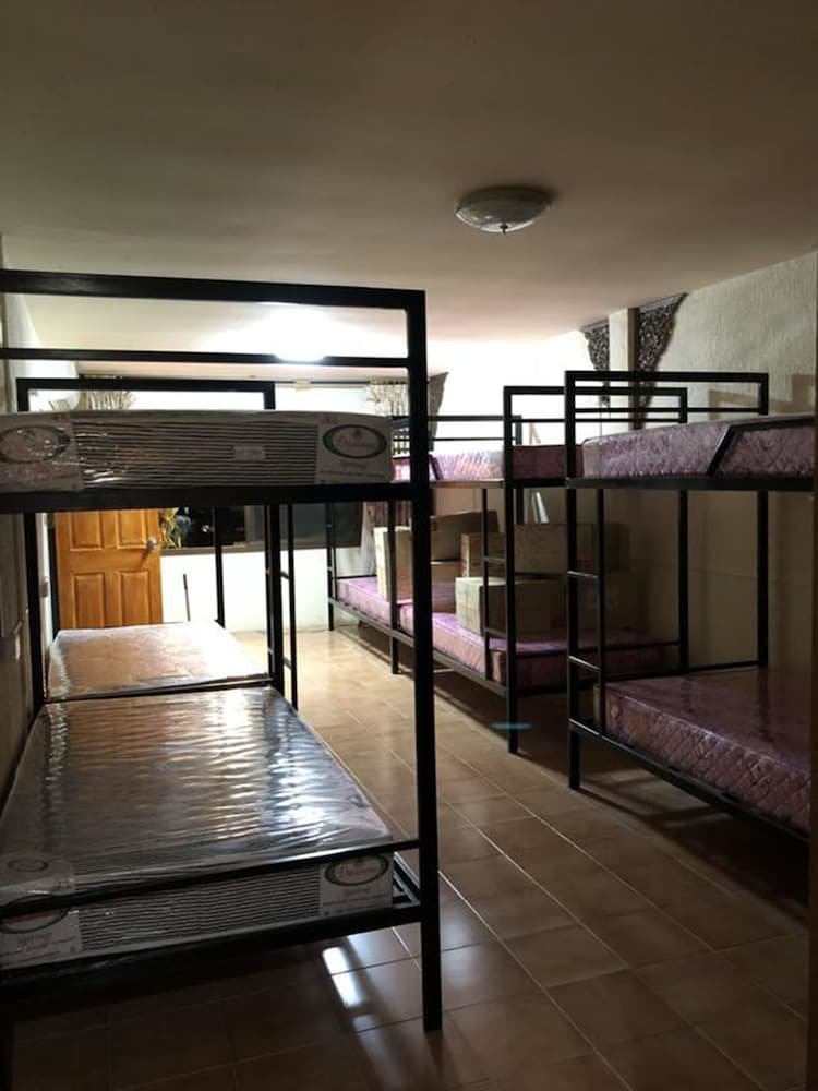 Dikachaya Hostel Room Type - 10-Bed Mixed Dormitory Room