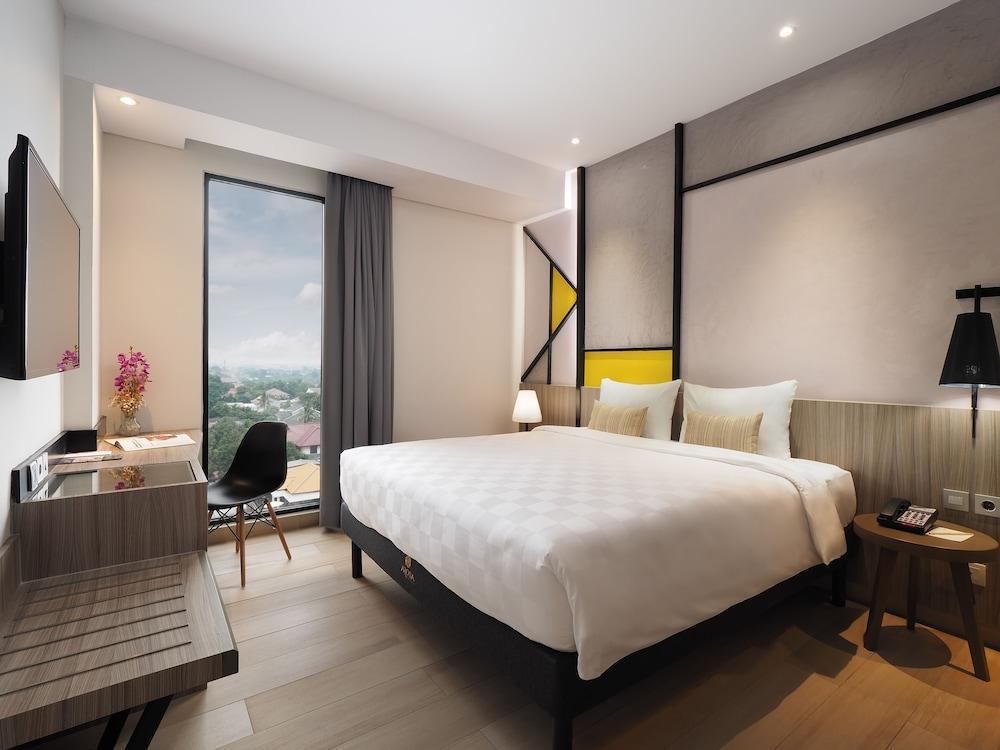 Arosa Hotel Jakarta Room Type - Deluxe Double Room