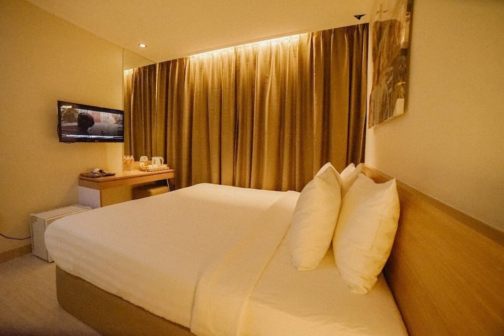 Hotel Dharmein Room Type - Superior Double Room