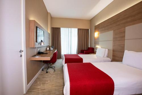 Ramada Encore by Wyndham Istanbul Kartal - Tap to explore photos