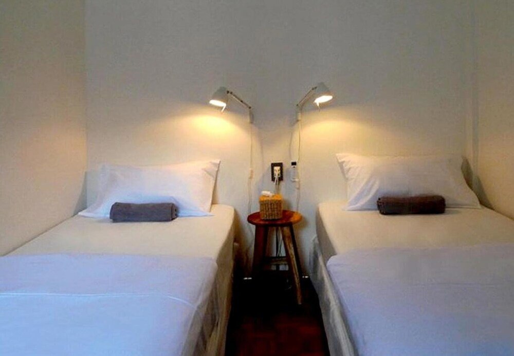 T-Boutique Hostel Room Type - Standard Twin Room, Shared Bathroom