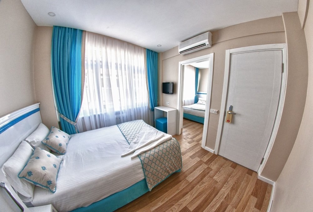 Star Holiday Hotel Room Type - Family Room