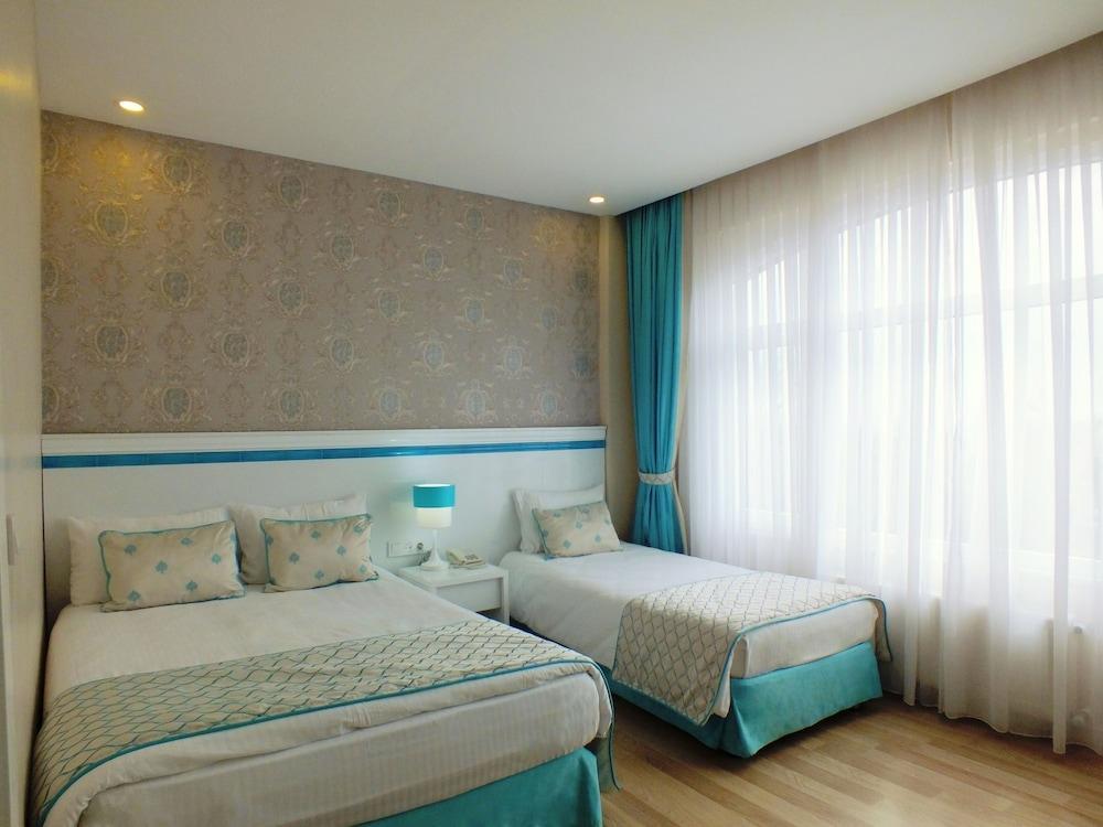 Star Holiday Hotel Room Type - Triple Room