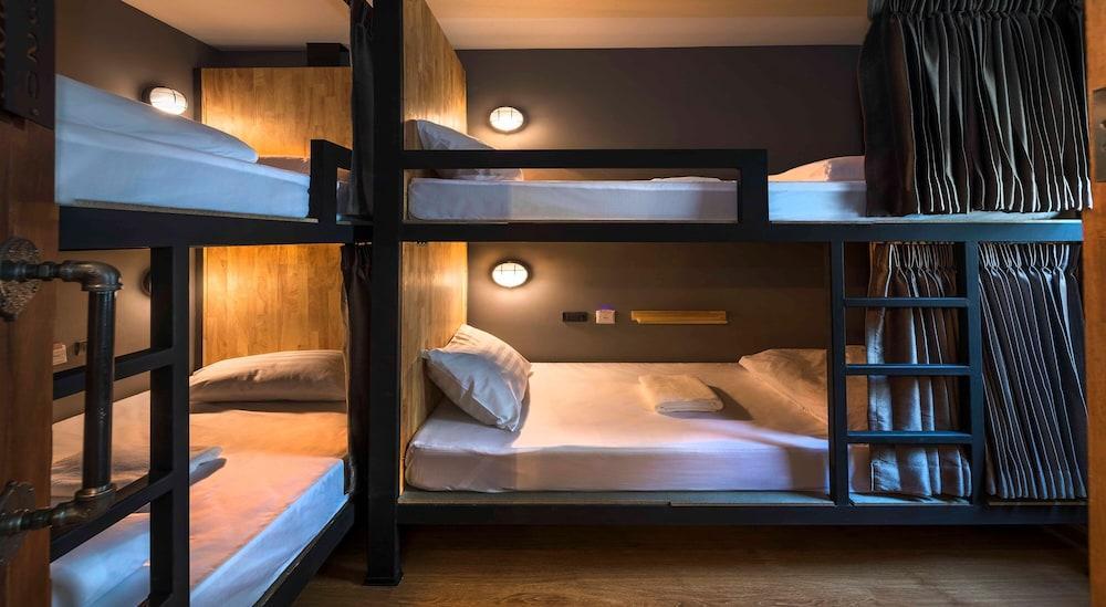 Timber Hostel Room Type - Basic Mixed Dormitory
