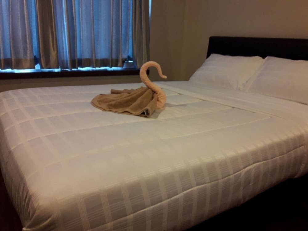 High Floor near Petchaburi MRT Room Type - 1 Bedroom Condo