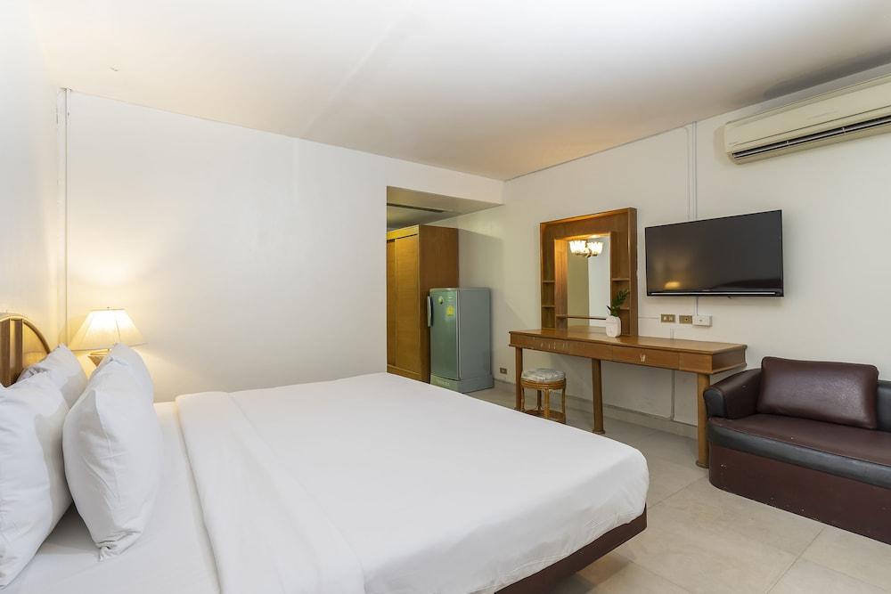 Sawasdee Place Hotel Room Type - Superior Room No Balcony