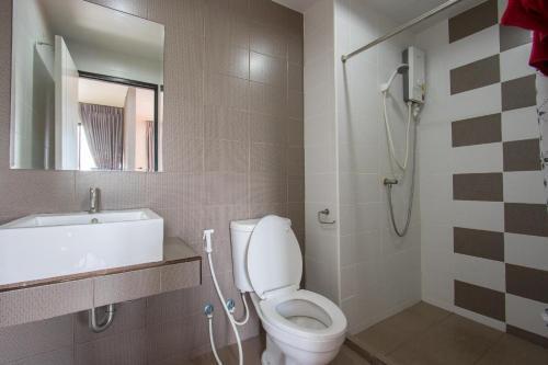 Aparthotel Live at Home Sukhumvit 105 - Tap to explore photos
