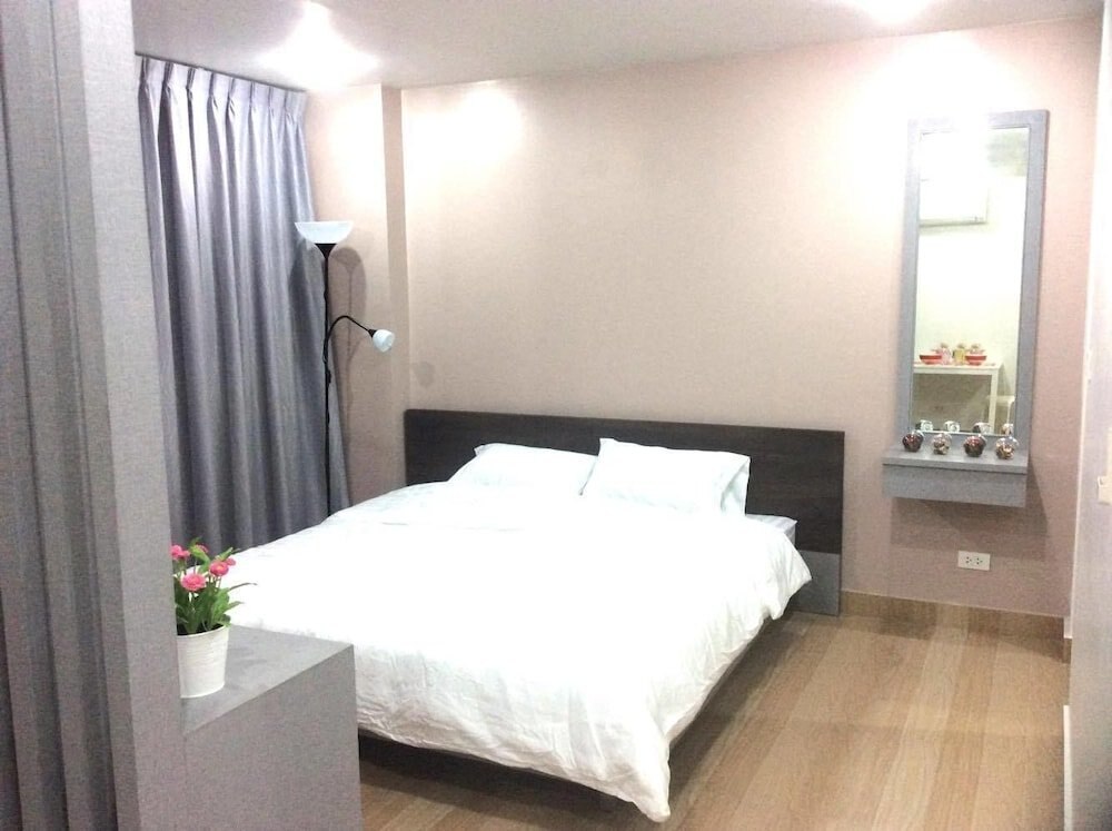 Aparthotel Live at Home Sukhumvit 105 Room Type - Deluxe Room
