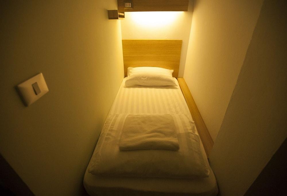 Micro Hostel Room Type - Economy Single Room