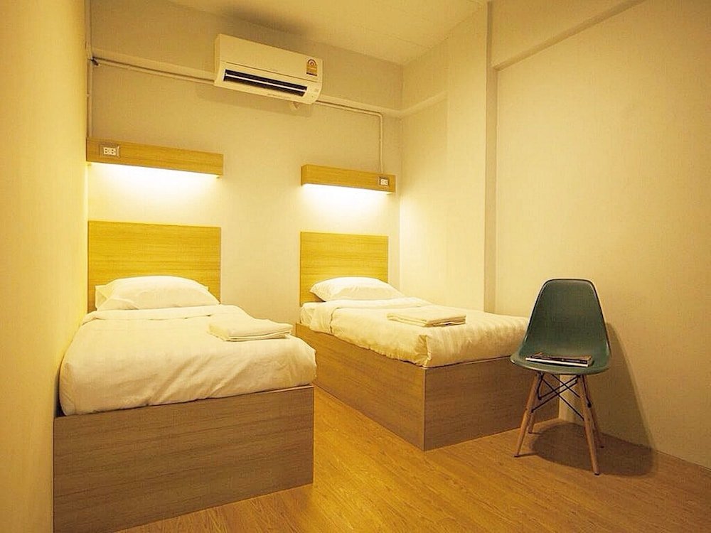 Micro Hostel Room Type - Twin Bed with Shared Bathroom