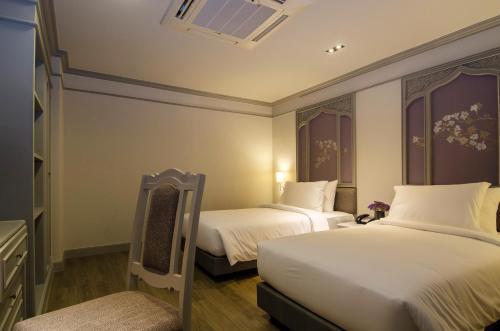 The Pantip Hotel Ladprao Bangkok - Tap to explore photos