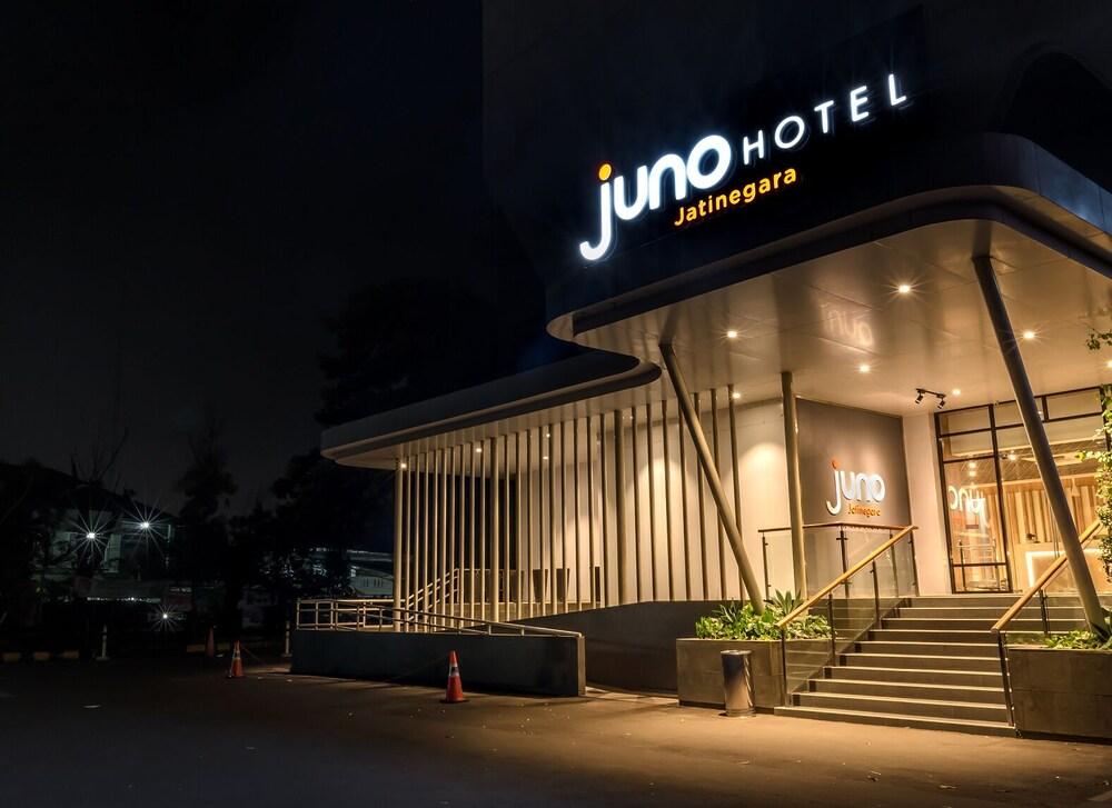 Juno Jatinegara Jakarta - Tap to explore photos