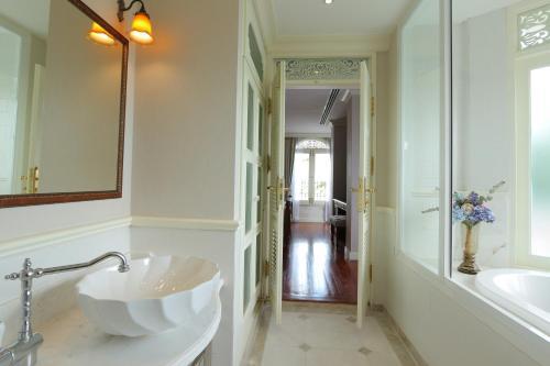 Hiranyakul House Riverside Room Type - Executive Suite
