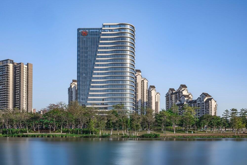Sheraton Guangzhou Nansha Hotel - Tap to explore photos