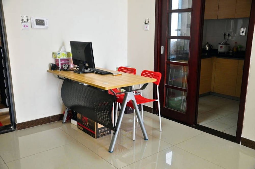 Yi Jia Ren Hostel - Tap to explore photos