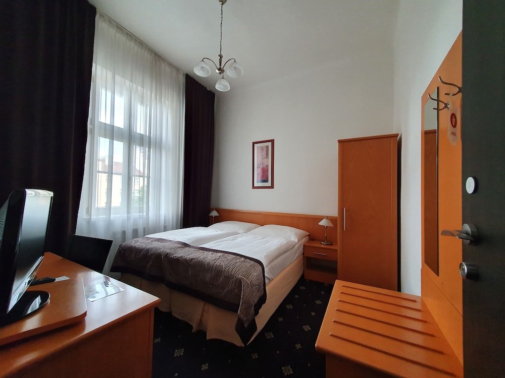 Hotel Máchova Room Type - Deluxe Double Room