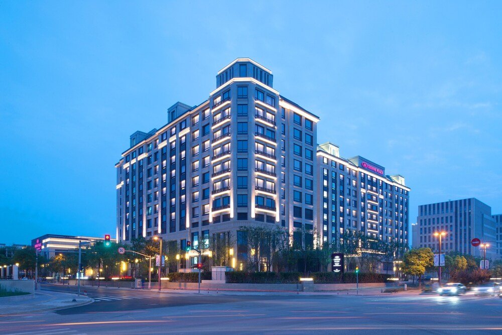 Crowne Plaza Shanghai Pujiang - Tap to explore photos