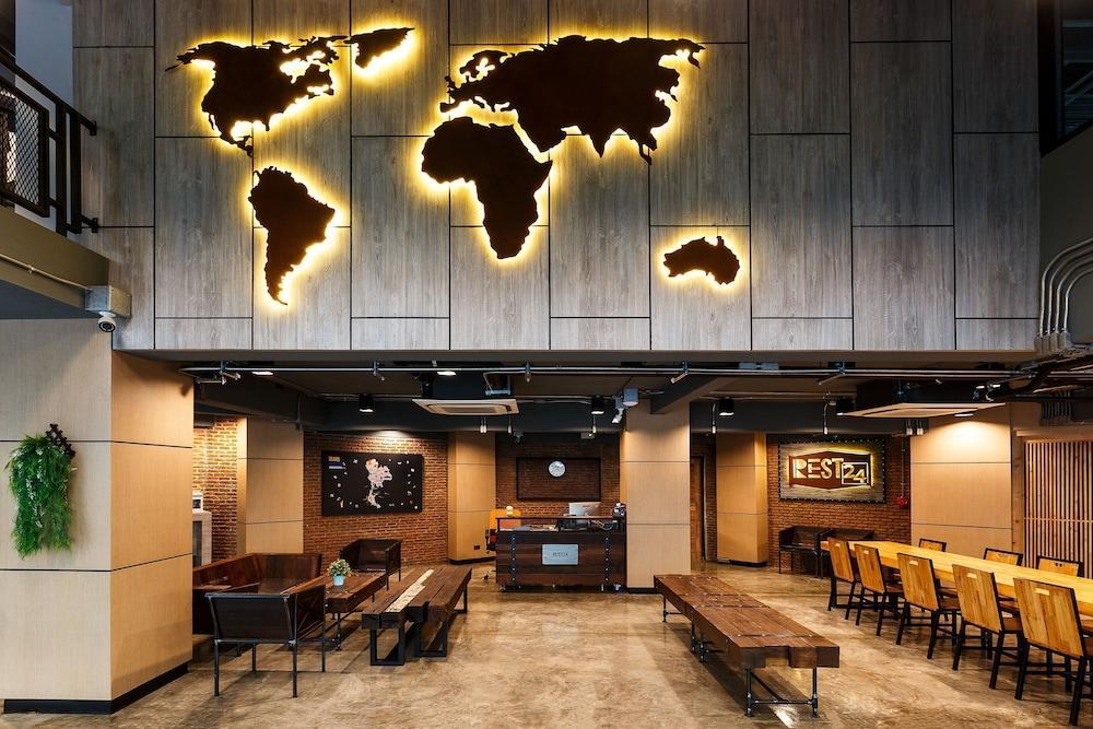 ريست24 ريزيدنس