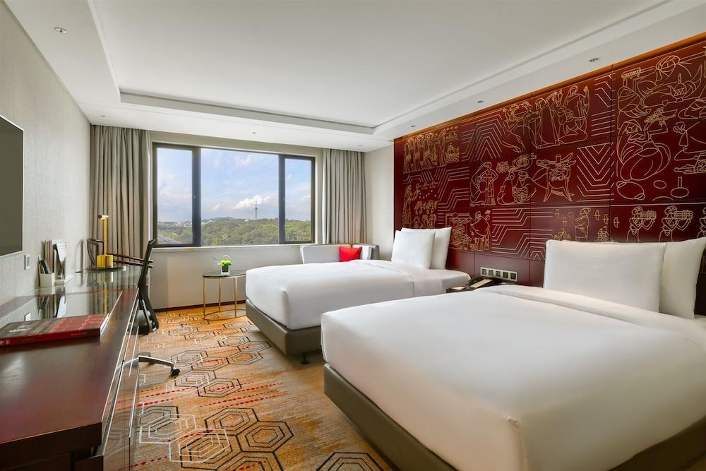 China Hotel Room Type - Premier Twin Room