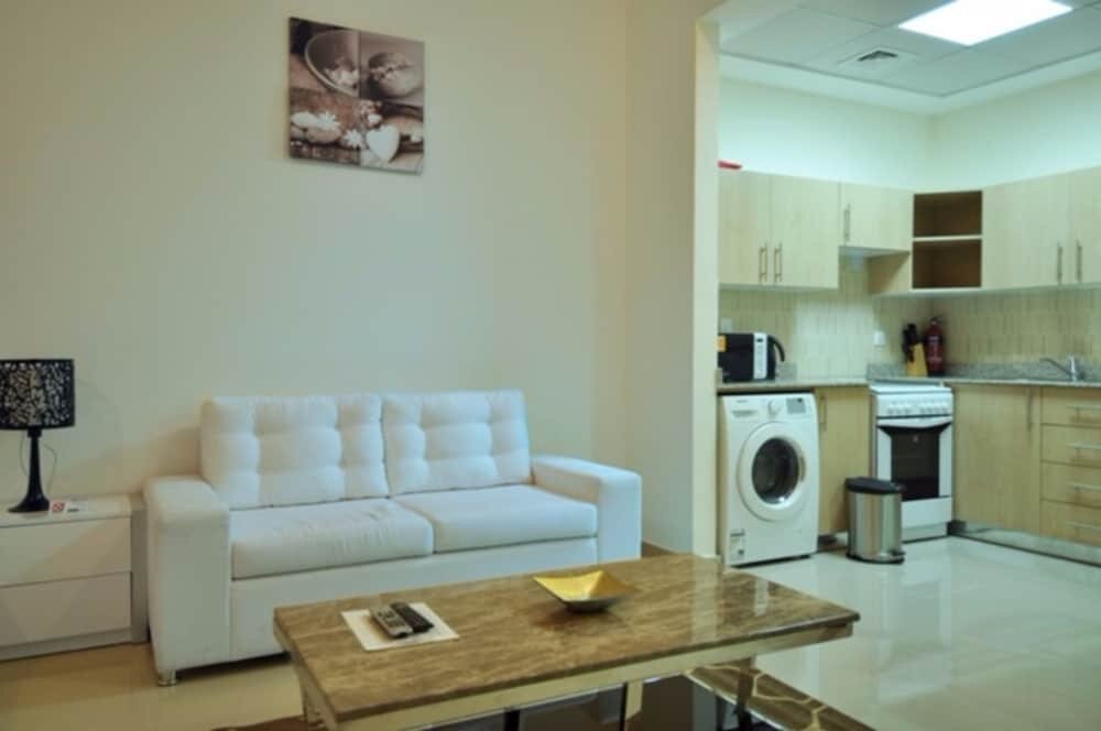 Piks Key- Madison Residences - Tap to explore photos