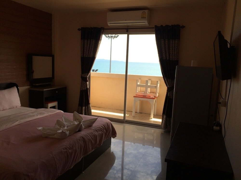Wilai Guesthouse Room Type - Superior Seaview