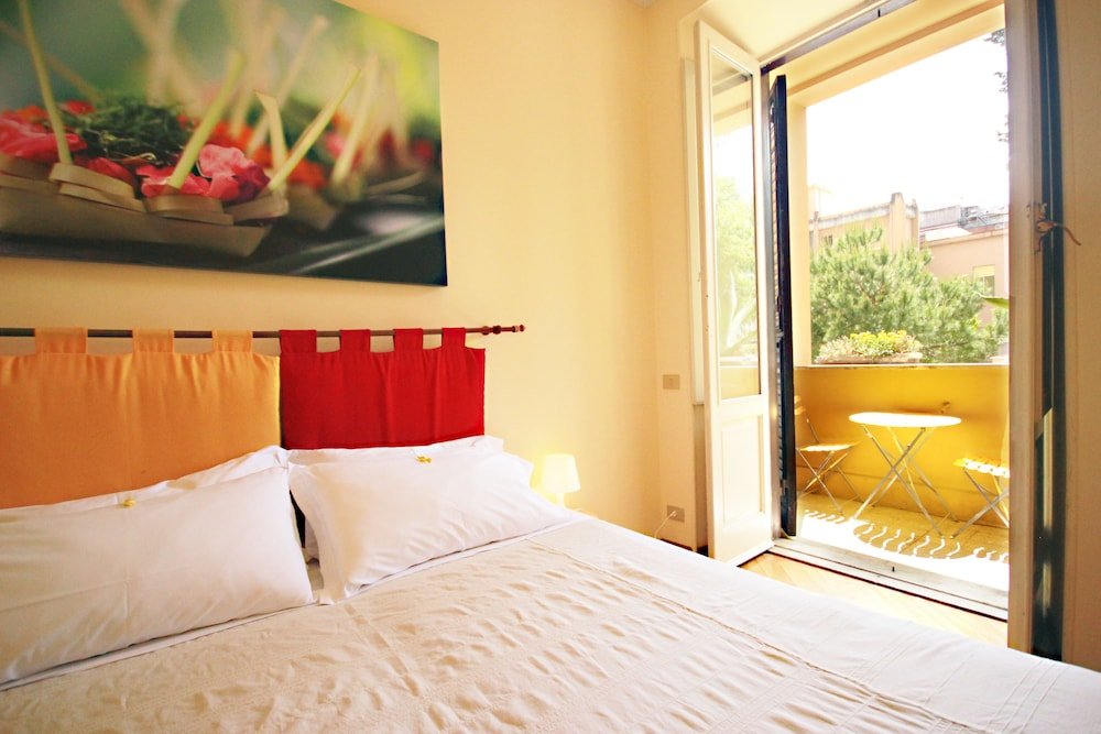 ذا بيهايف هوستل