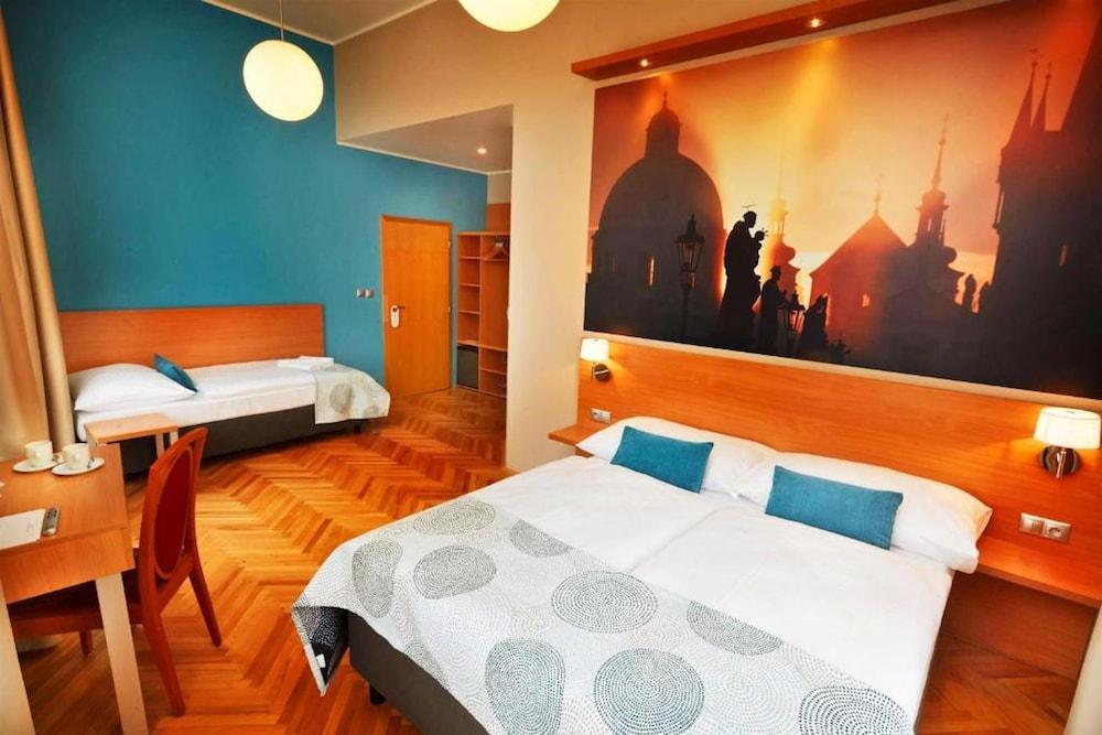 Hotel Adler - Czech Leading Hotels Room Type - Quadruple Room Hotel Adler - Czech Leading Hotels Room Type - Quadruple Room