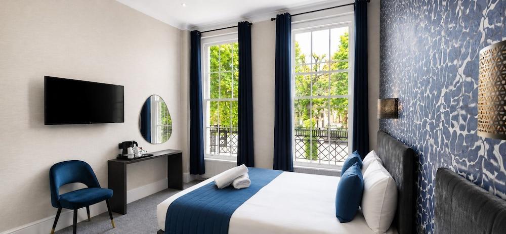 Mentone Hotel Room Type - Triple Room
