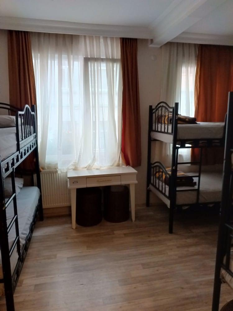 Avrasya Hostel Room Type - Shared Dormitory, Mixed Dorm