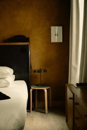 Hôtel La Nouvelle République & Hammam Room Type - Double Room with King Size Bed Hôtel La Nouvelle République & Hammam Room Type - Double Room with King Size Bed
