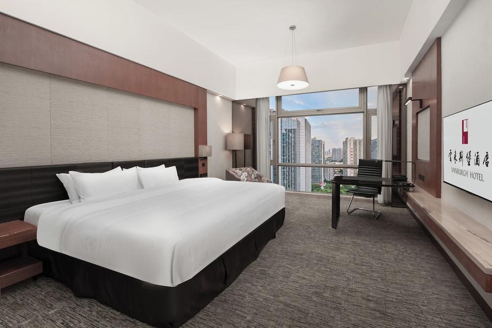 Vanburgh Hotel Room Type - 2.4m King Bed Room