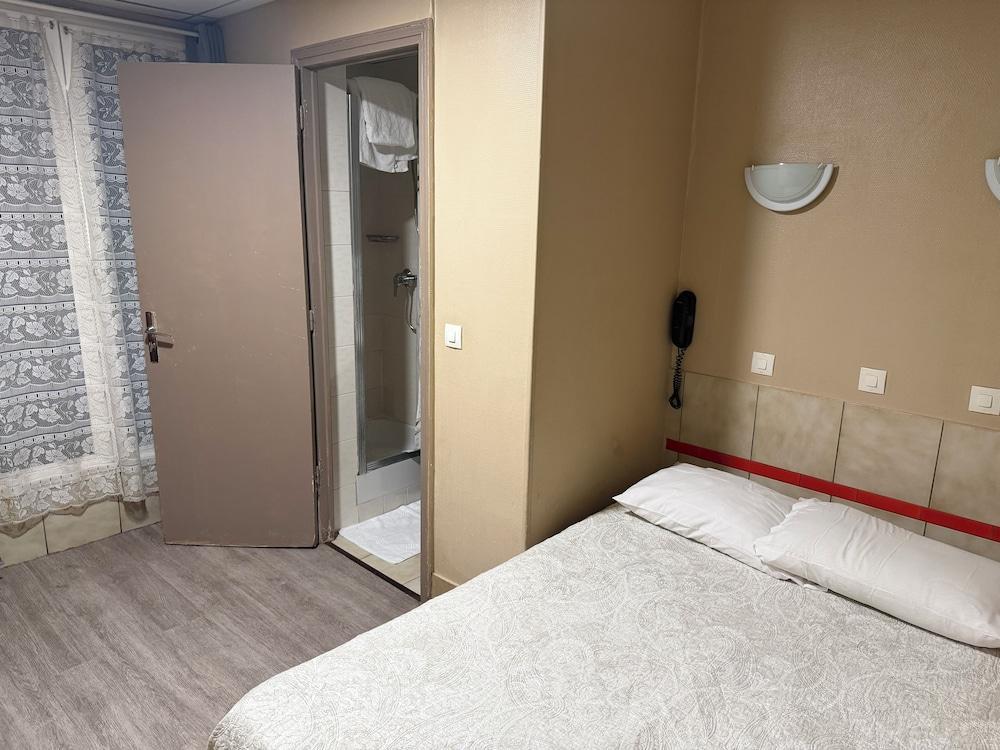 Jarry Room Type - Double Room