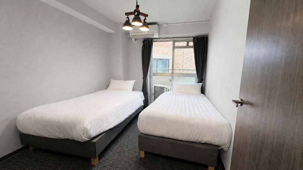 Randor Residence Tokyo Suites Room Type - Deluxe Suite, 3 Bedrooms Randor Residence Tokyo Suites Room Type - Deluxe Suite, 3 Bedrooms