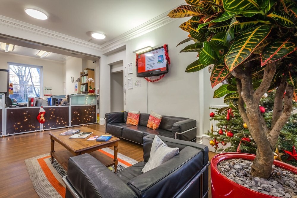 LSE Passfield Hall - Campus Accommodation - Tap to explore photos