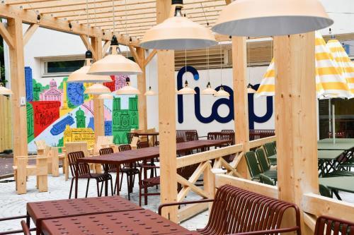 FIAP - Hostel - Tap to explore photos