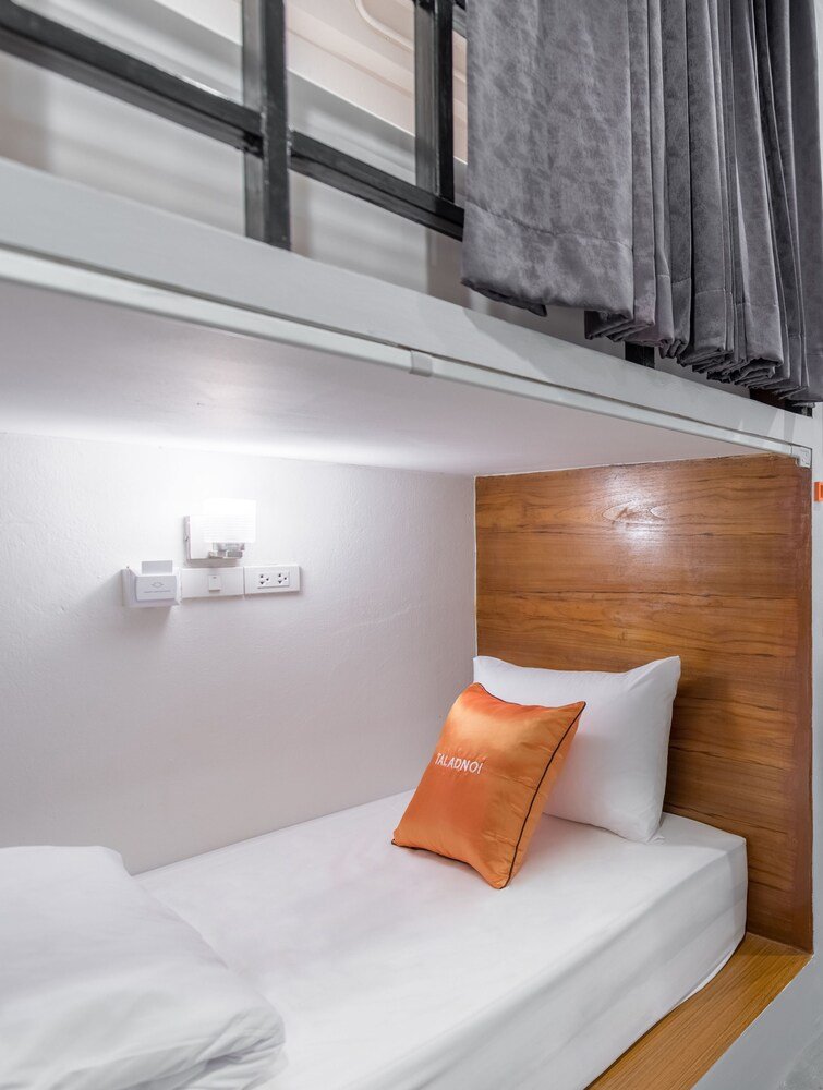 Tiny Taladnoi Hostel Room Type - Basic Twin Room, Shared Bathroom
