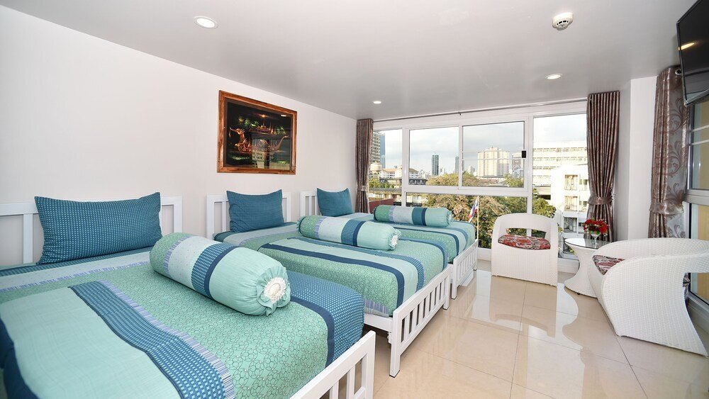 Parvena Hotel Room Type - Superior Triple Room